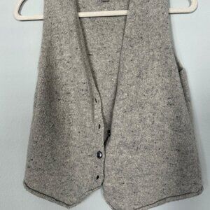J.JILL ITALIAN YARN KNIT VEST